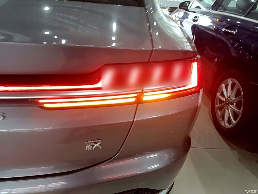 BYD Han, 2022 24