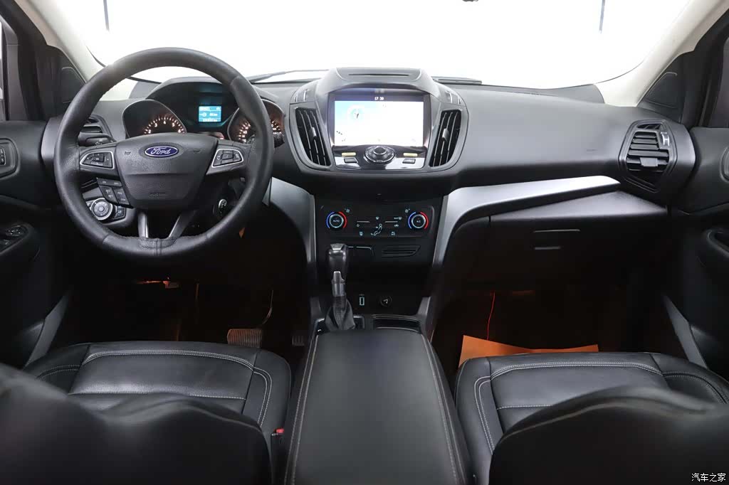 Ford Kuga, 2017 28