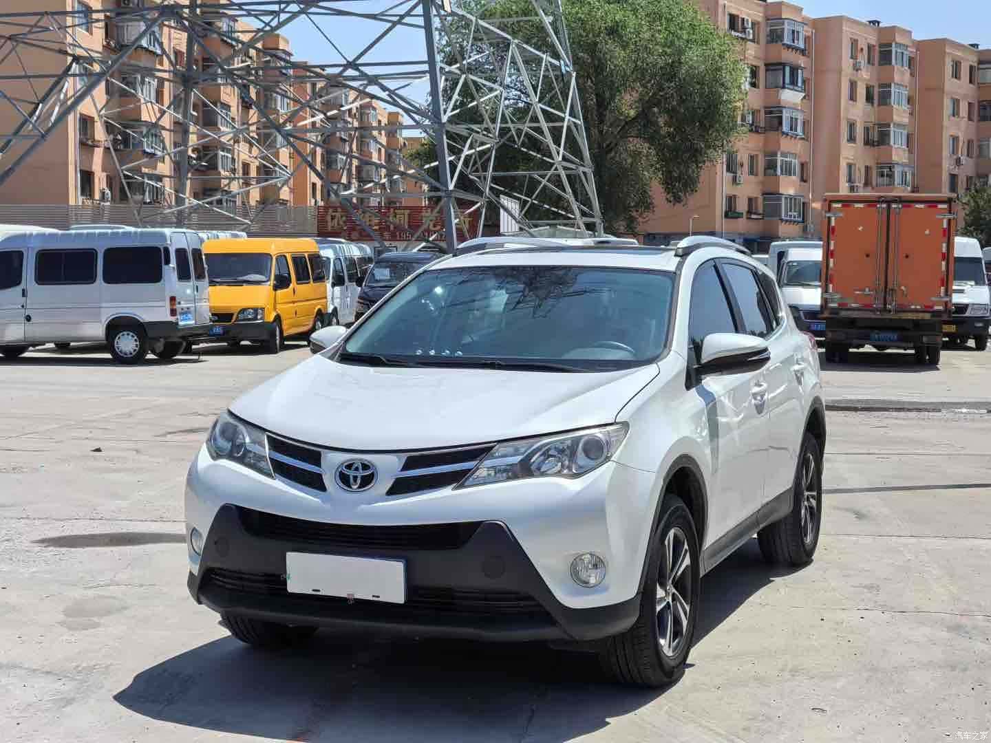 Toyota RAV4, 2015 1