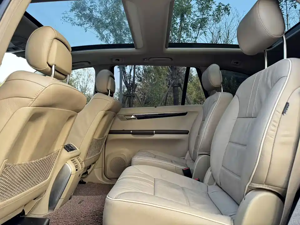 Mercedes-Benz R-class