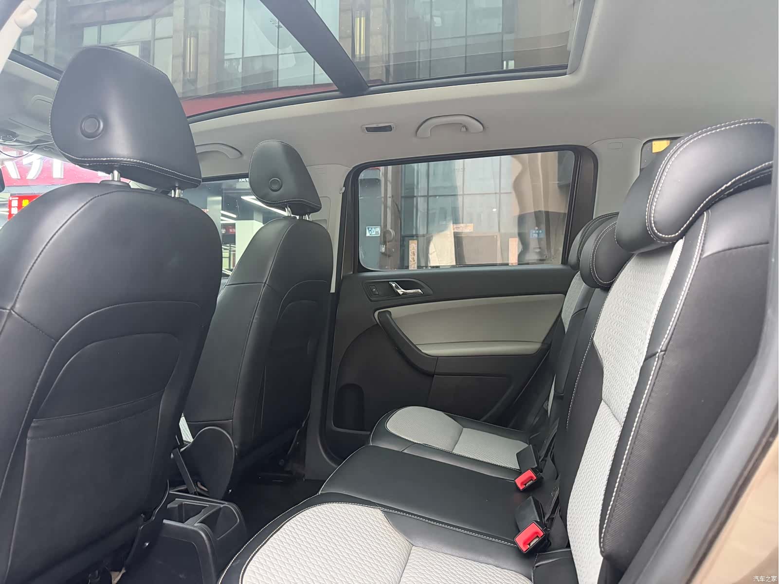 Skoda Yeti, 2016 8