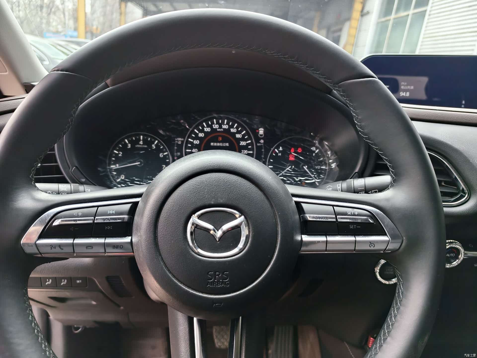 Mazda CX-30, 2022 9