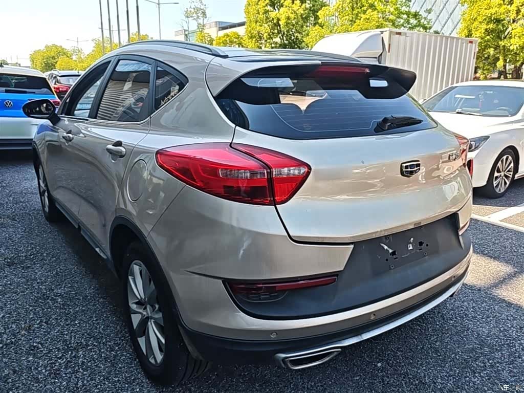 Geely Emgrand, 2018 все фото