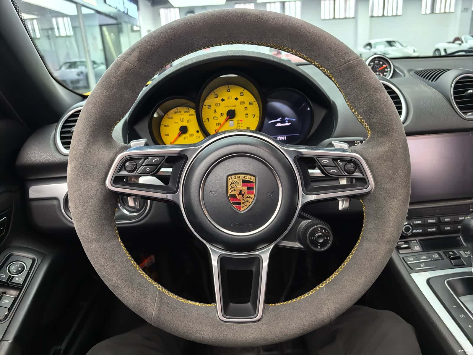 Porsche Boxster, 2018 13