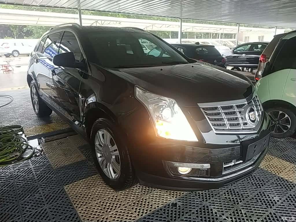 Cadillac SRX, 2016 4