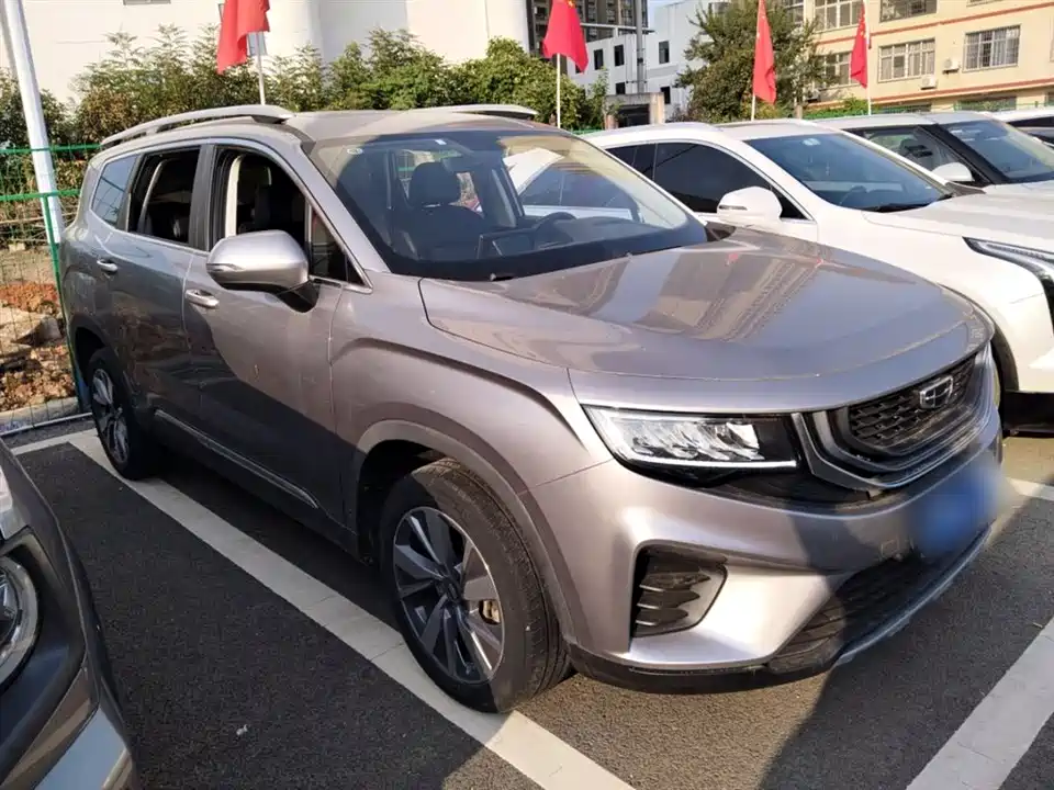 Geely Okavango