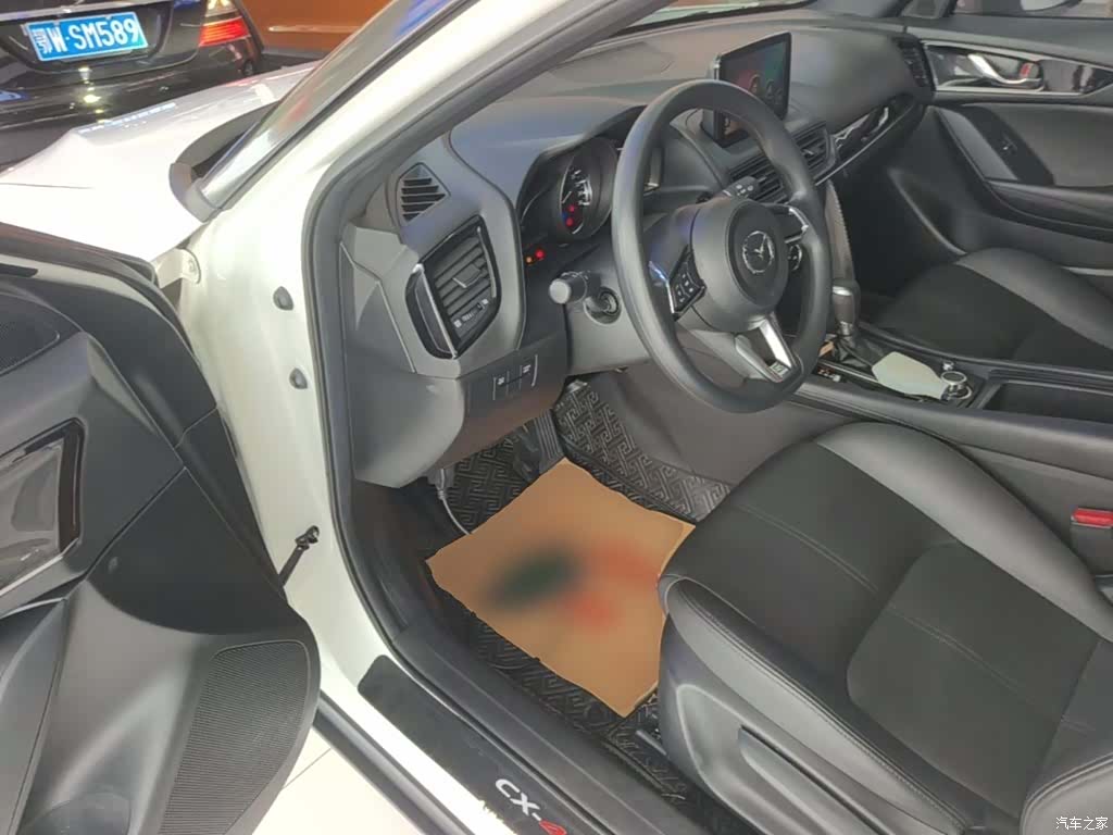 Mazda CX-4, 2020 16