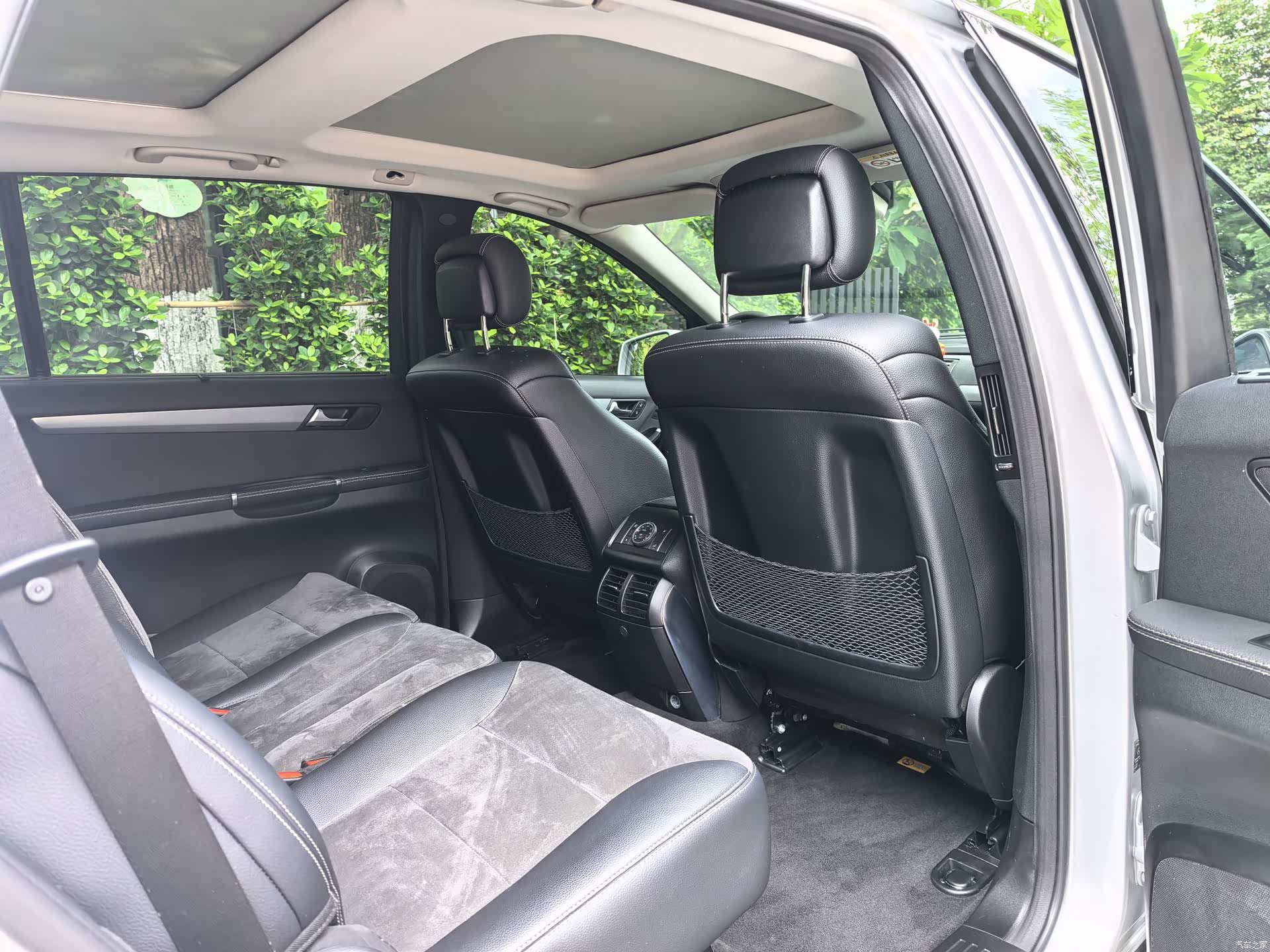 Mercedes-Benz R-Class, 2015 все фото