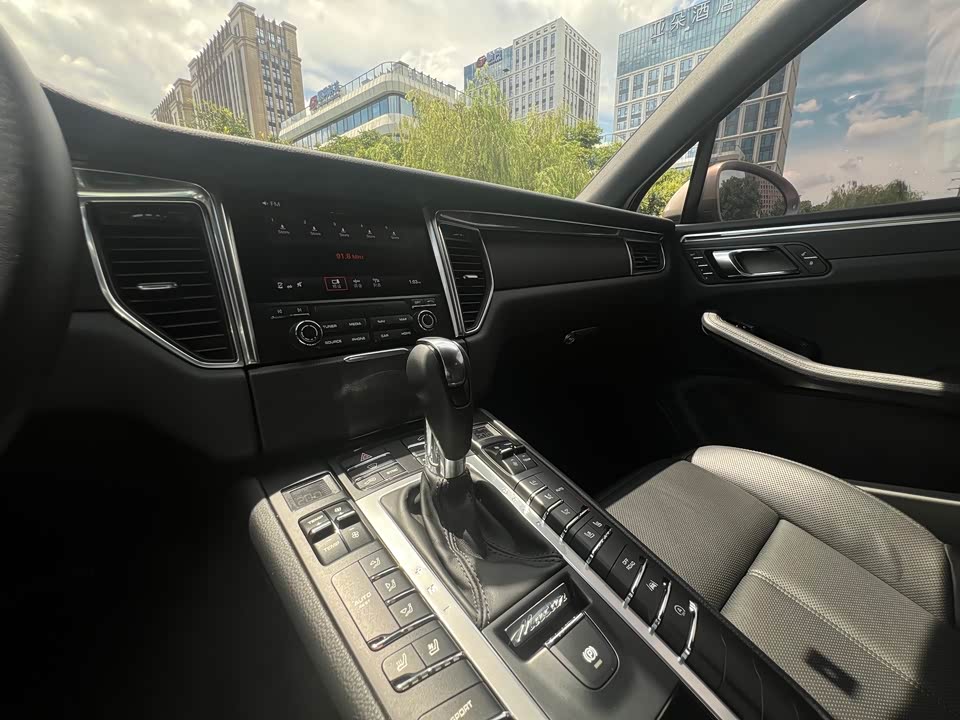 Porsche Macan Porsche Macan