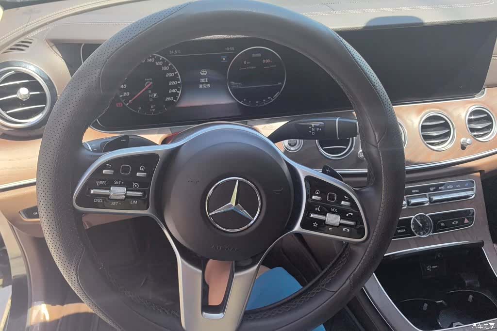 Mercedes-Benz E-Class, 2019 15