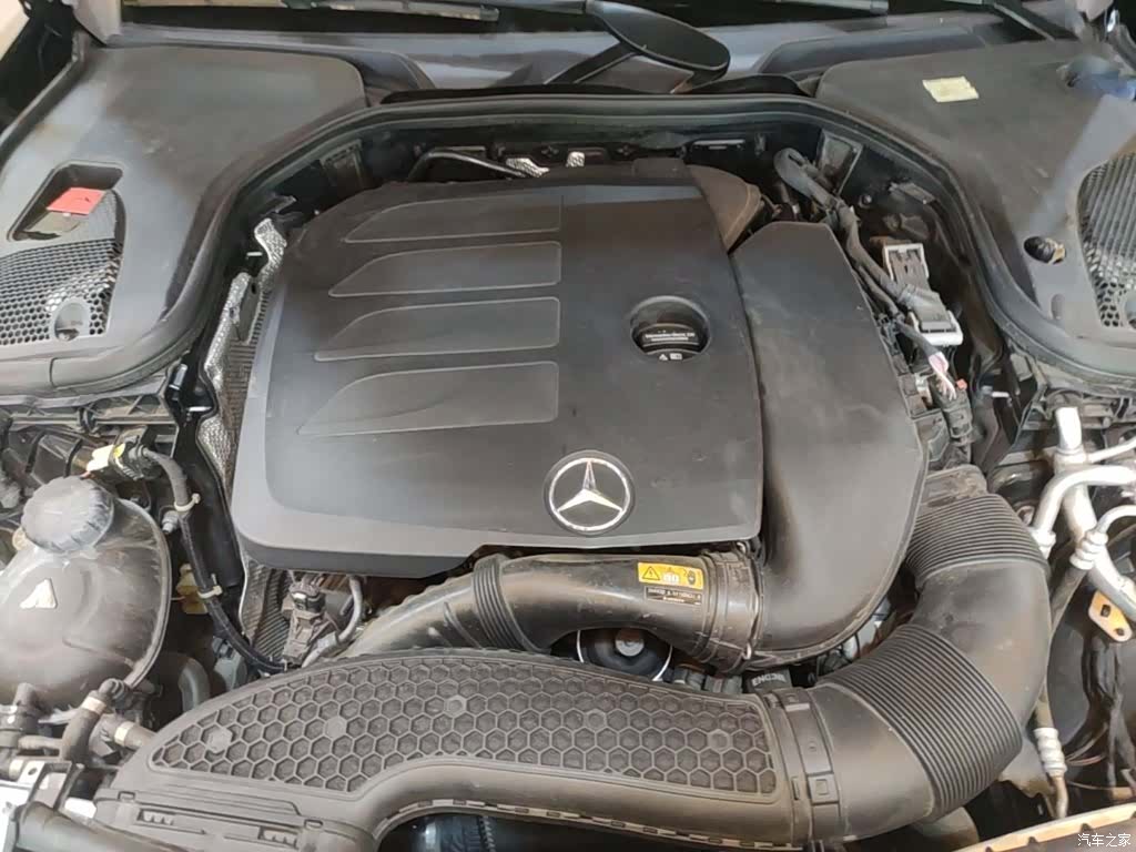 Mercedes-Benz E-Class, 2022 20