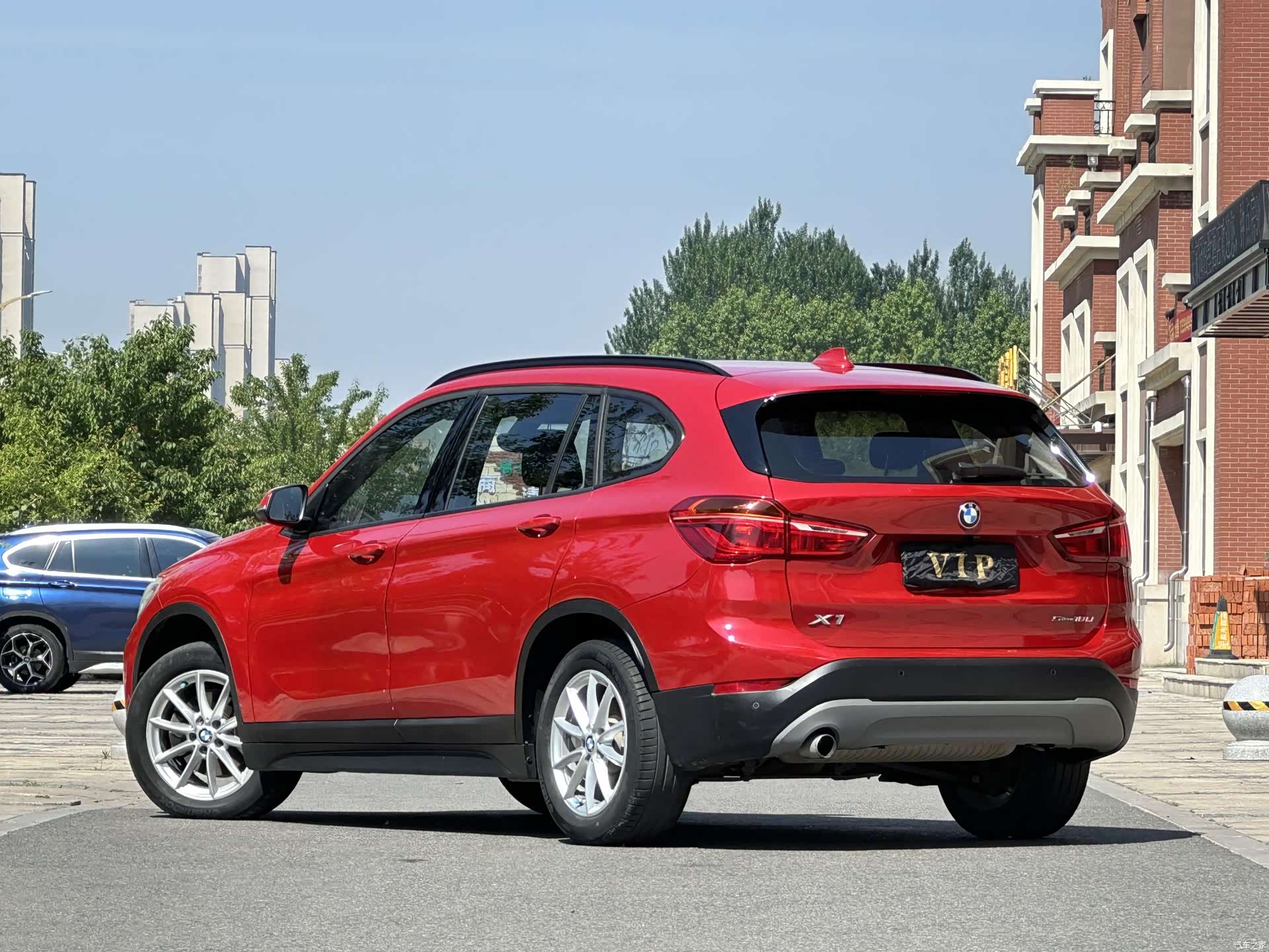 BMW X1, 2018 все фото