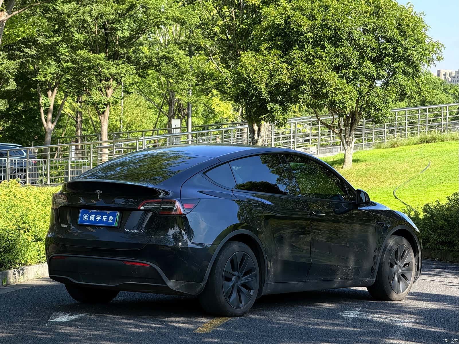Tesla Model Y, 2024 15