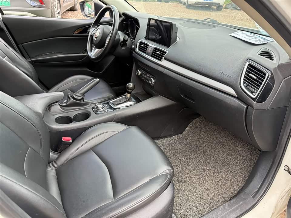 Mazda 3 Angkesaila Mazda 3 Angkesaila