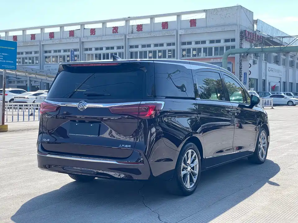 Buick GL8