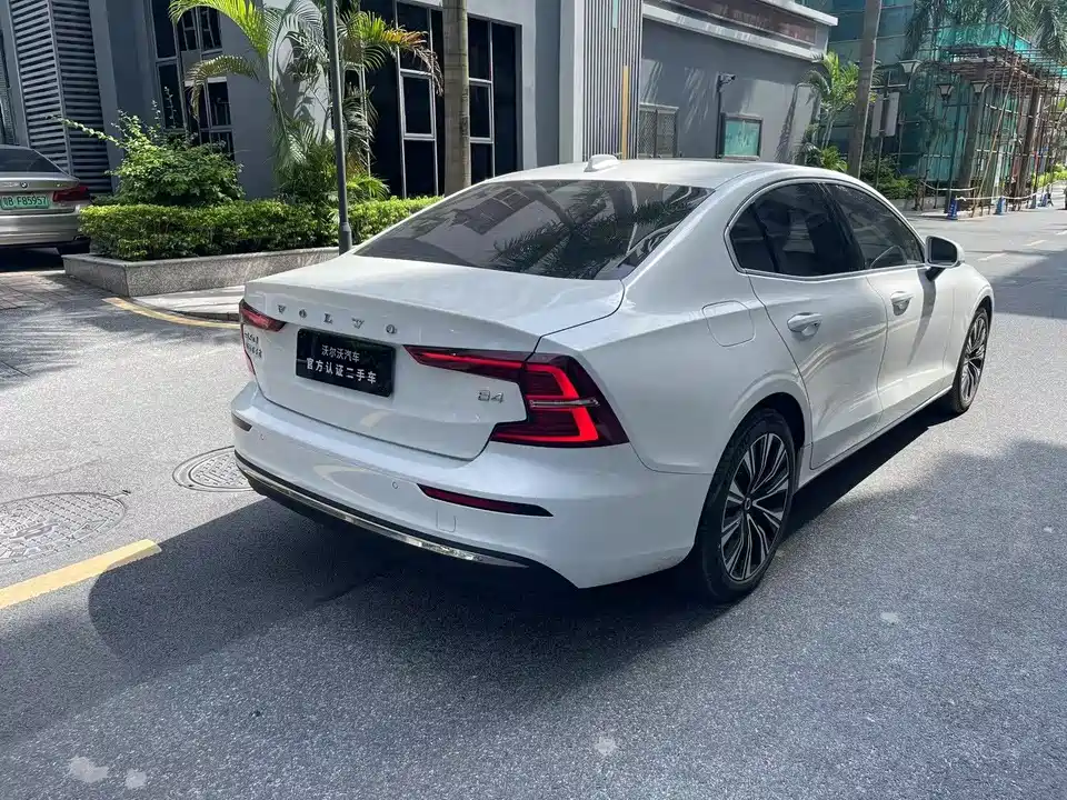 Volvo S60