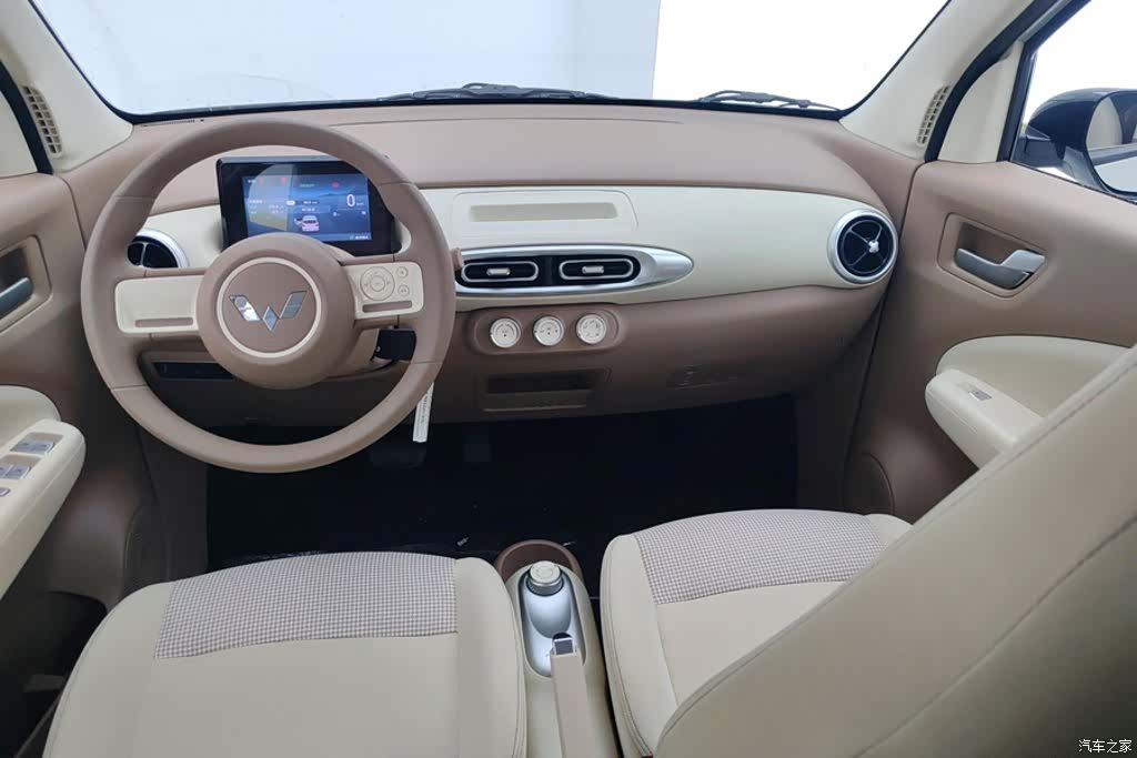 Wuling MINIEV, 2026 12