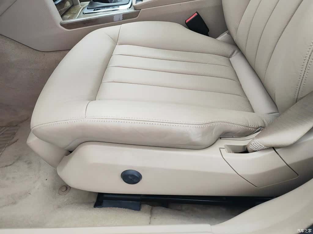 Mercedes-Benz E-Class, 2010 20