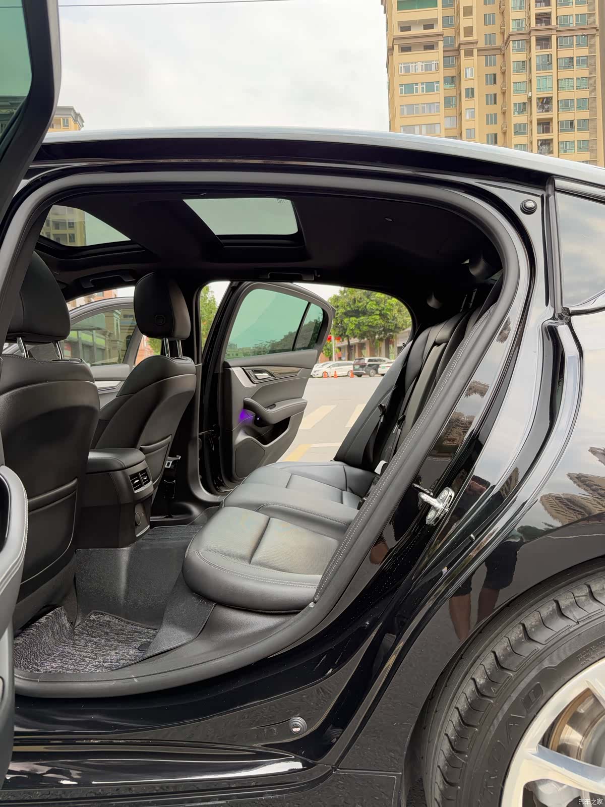 Cadillac CT5, 2023 27