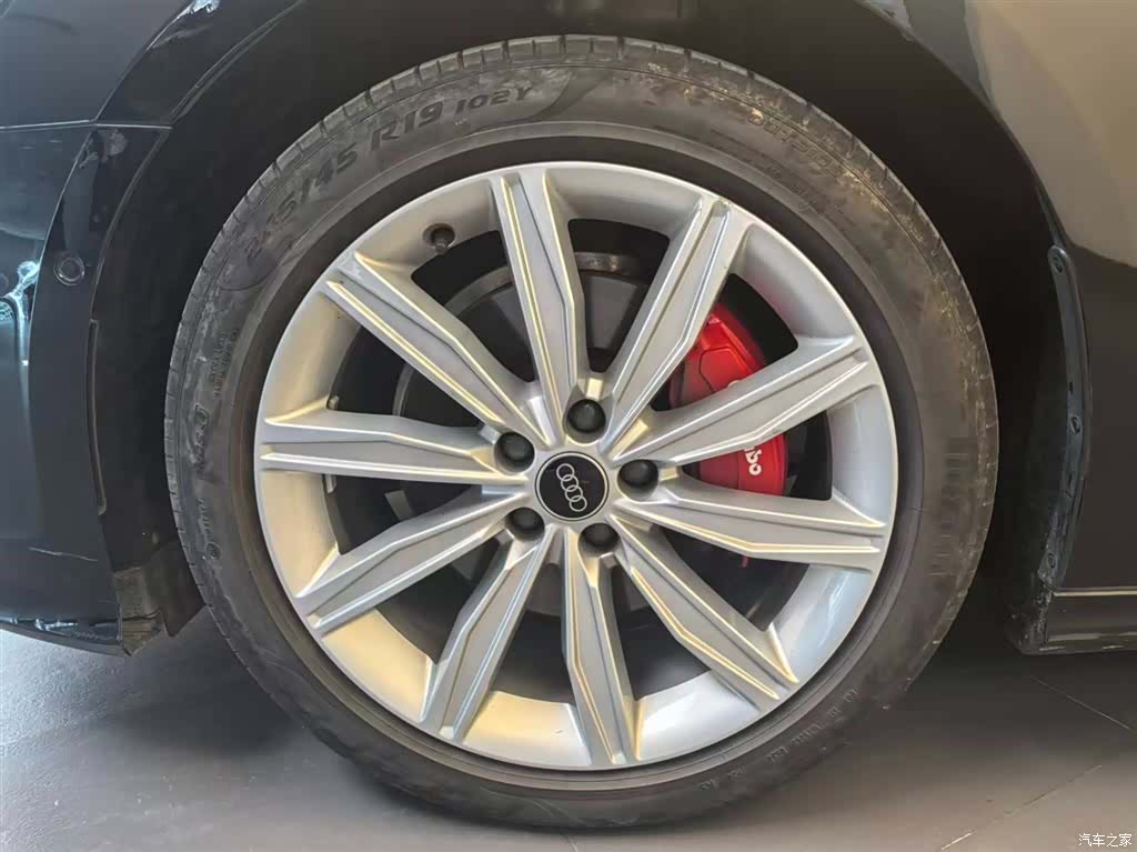 Audi A6L, 2024 13