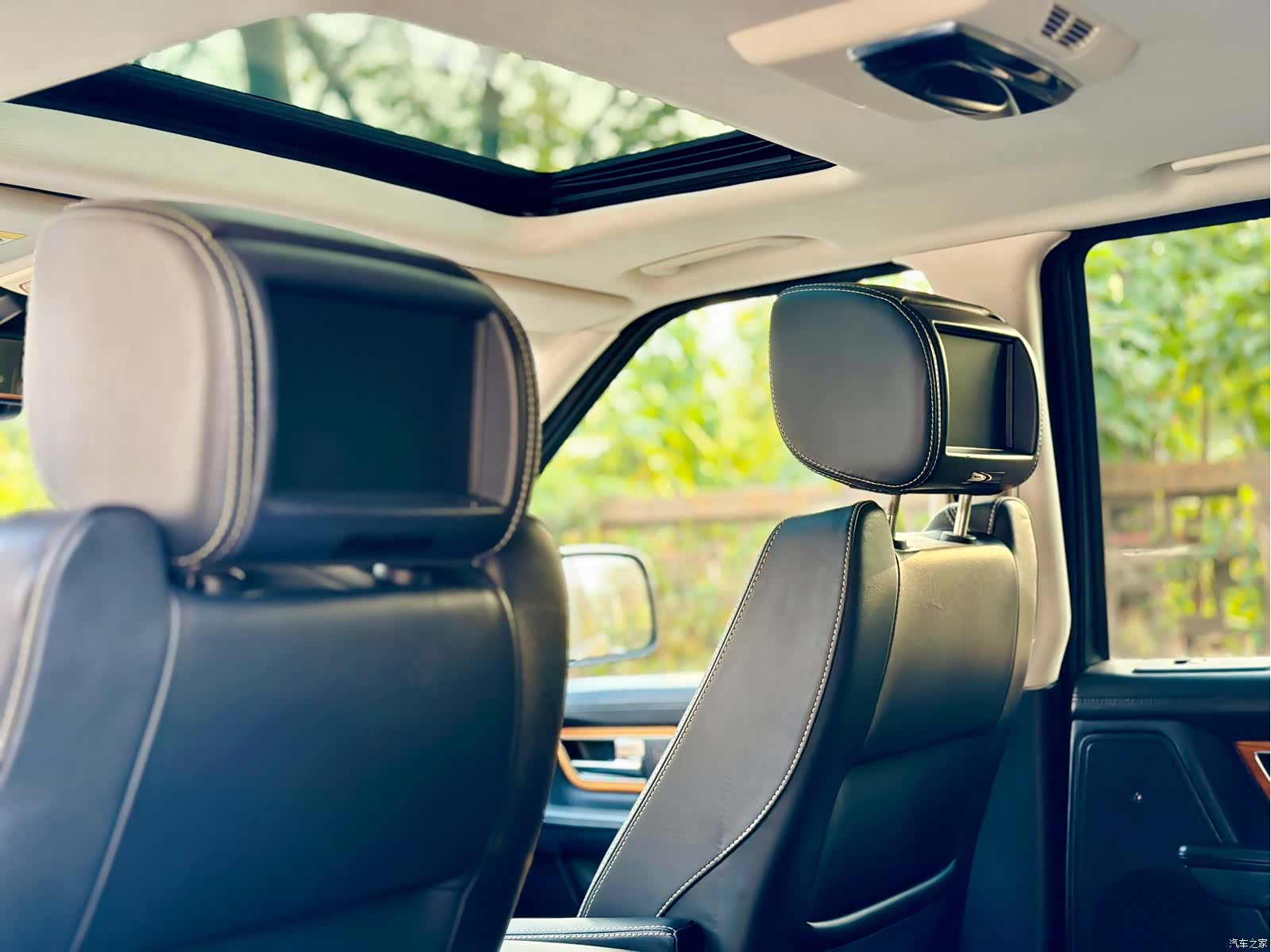 Land Rover Range Rover, 2012 27