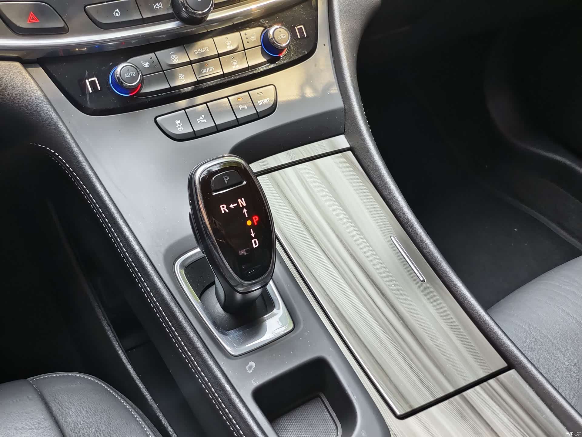 Buick LaCrosse, 2017 10