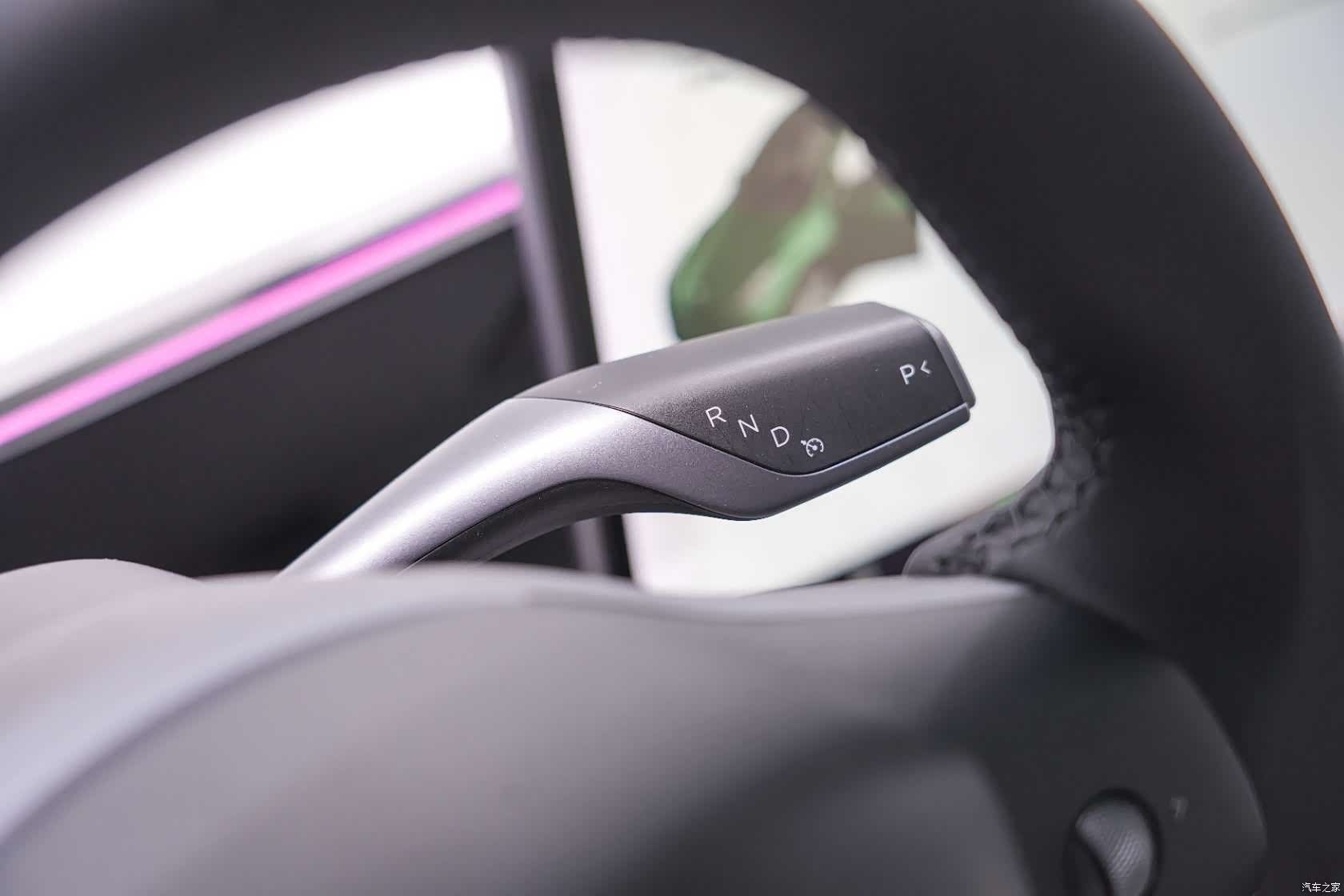 Tesla Model Y, 2021 25