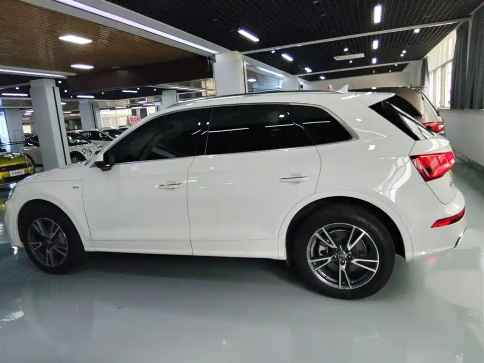 Audi Q5L