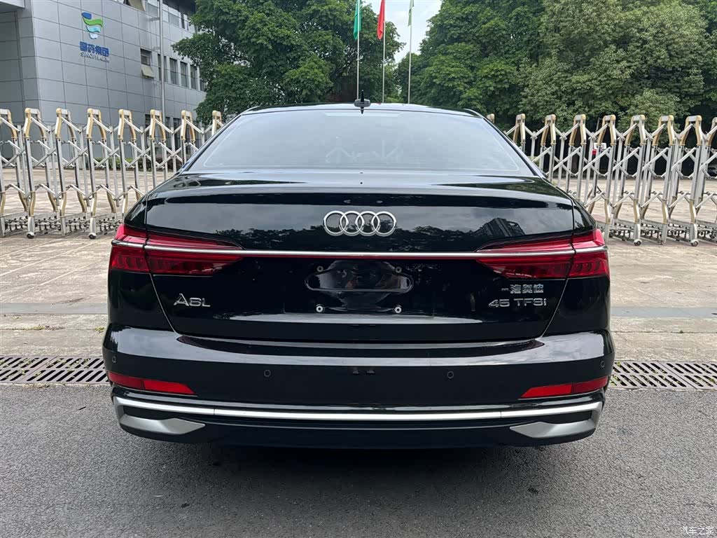 Audi A6L, 2025 все фото