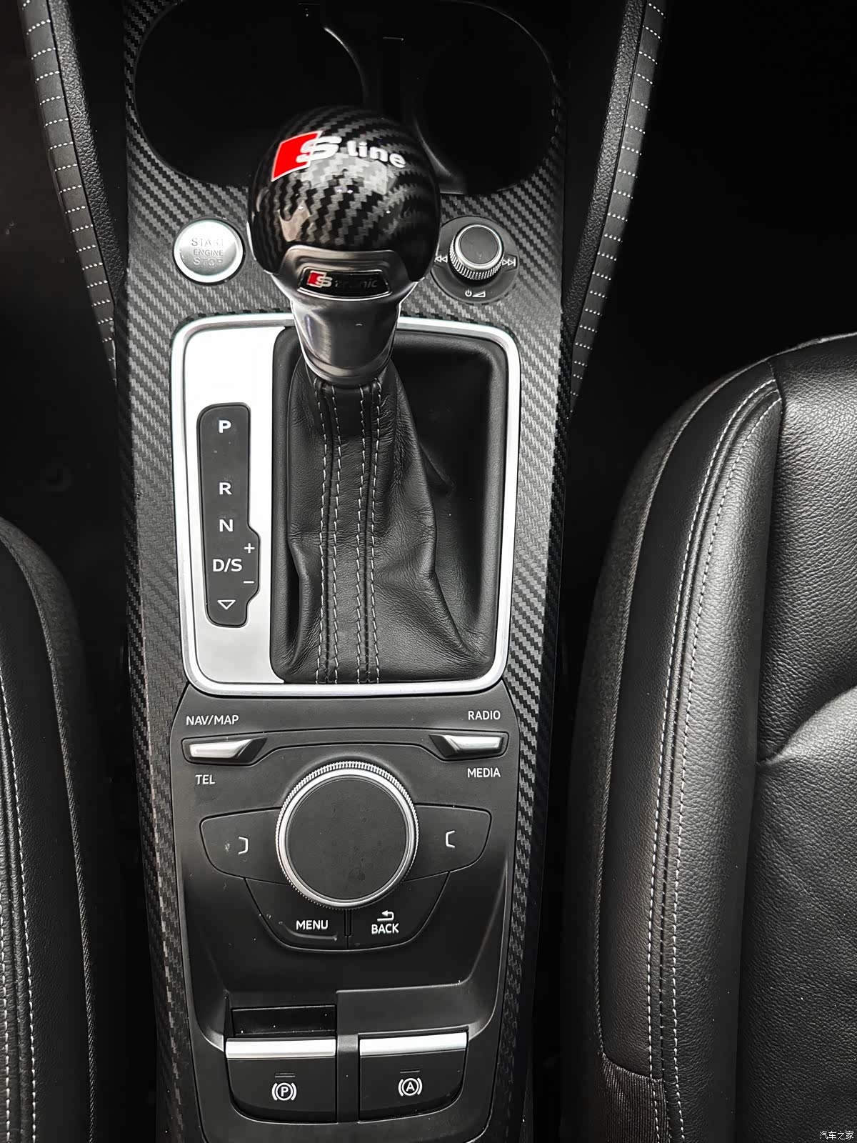 Audi Q2L, 2022 13