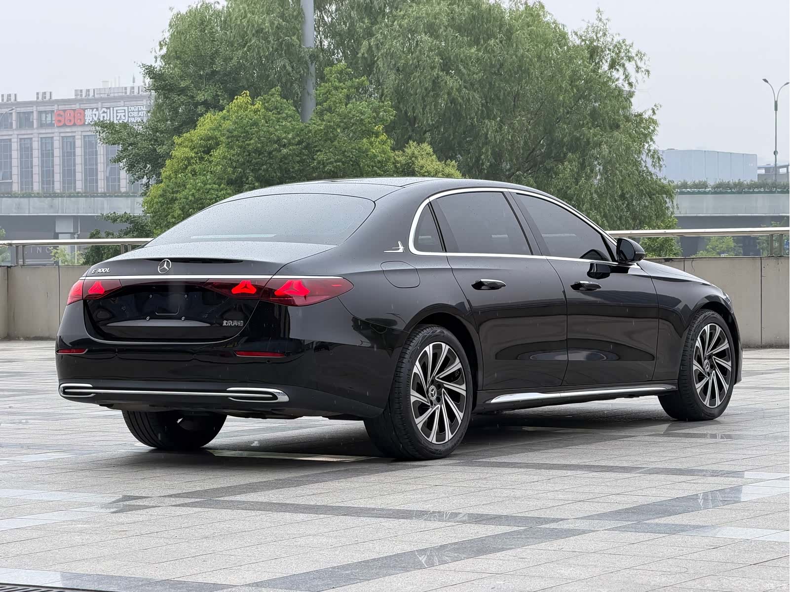 Mercedes-Benz E-Class, 2024 все фото