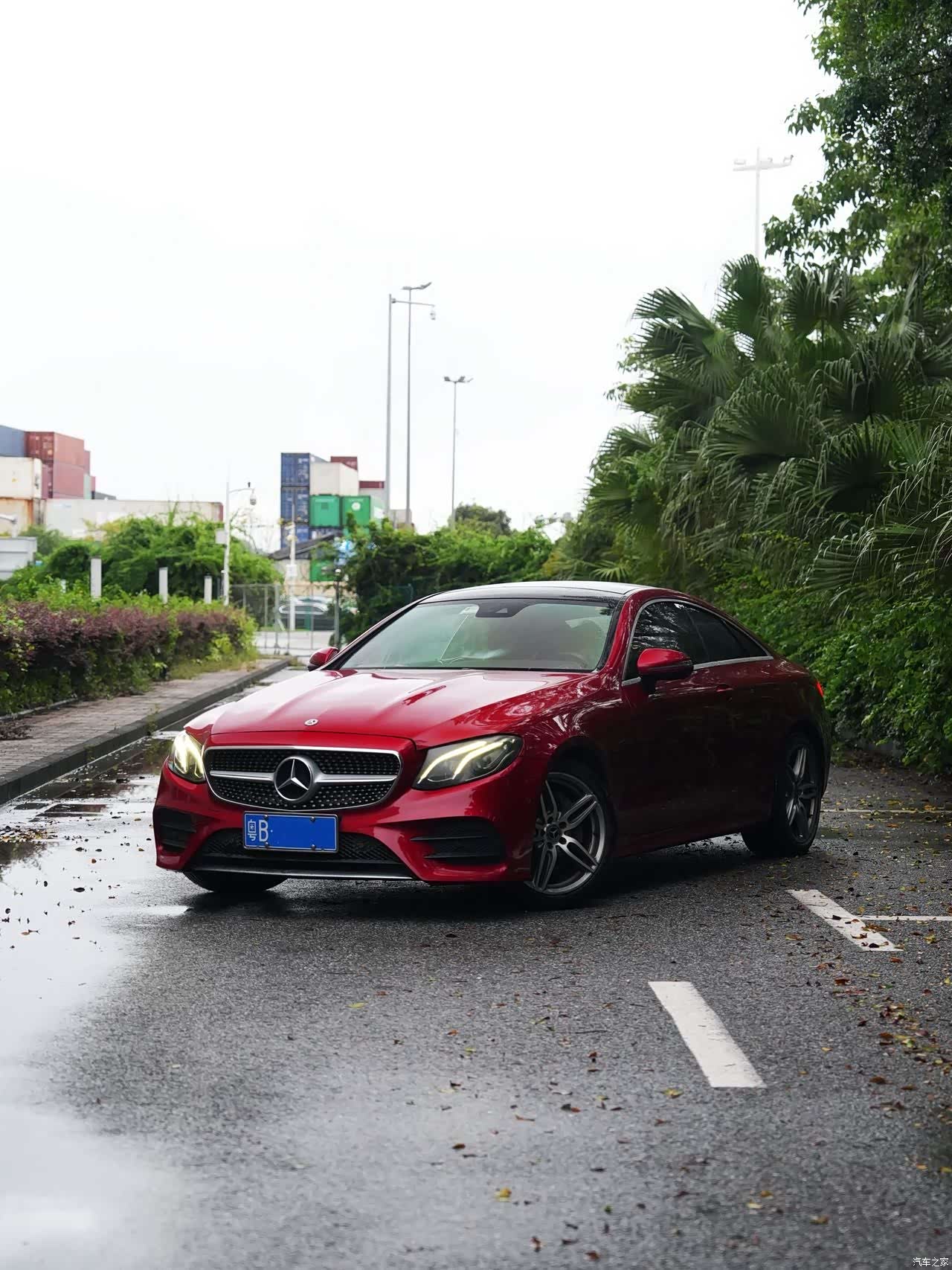 Mercedes-Benz E-Class, 2017 1