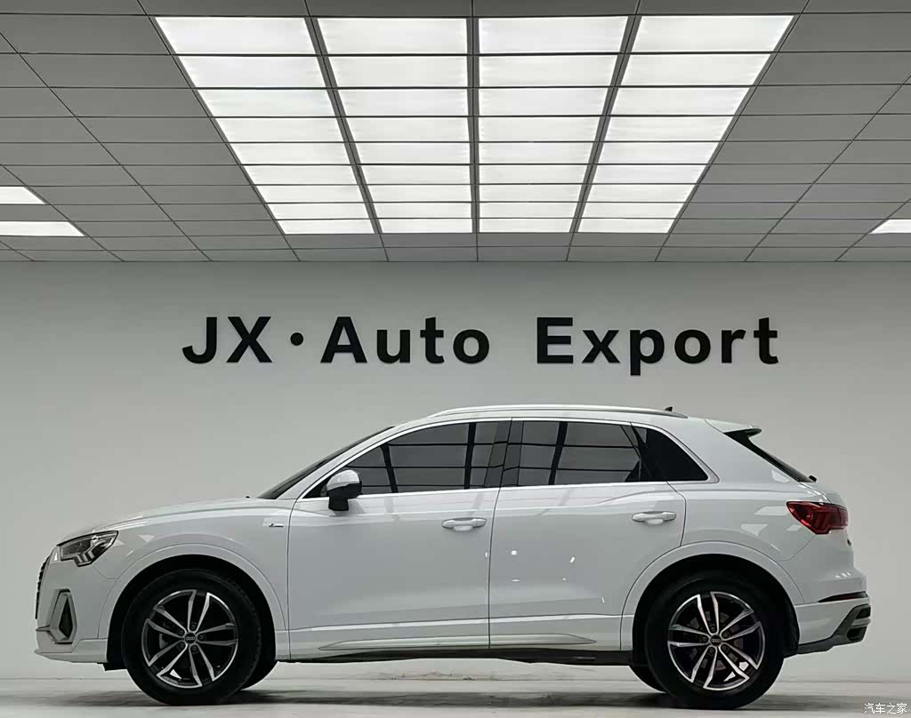 Audi Q3, 2022 22