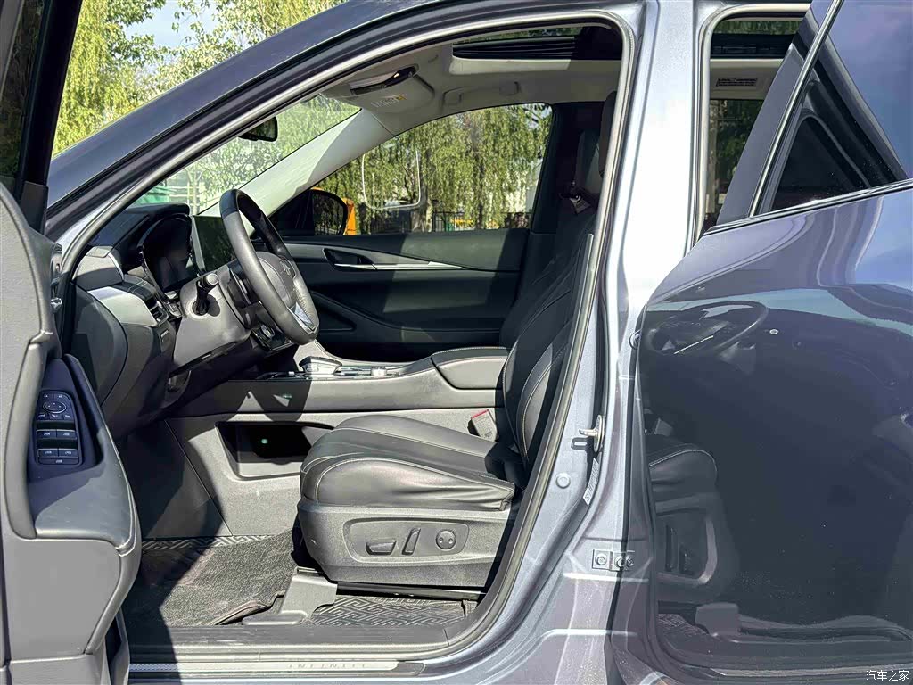 Infiniti QX60, 2023 6