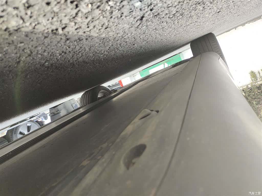Tesla Model Y, 2022 18