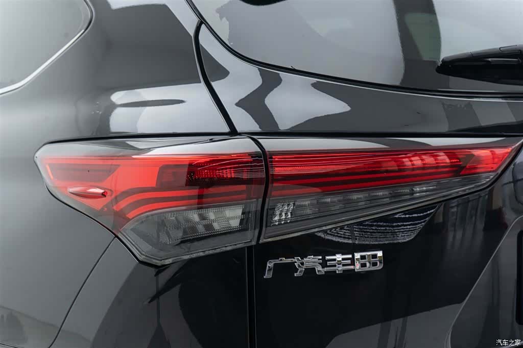 Toyota Highlander, 2024 11