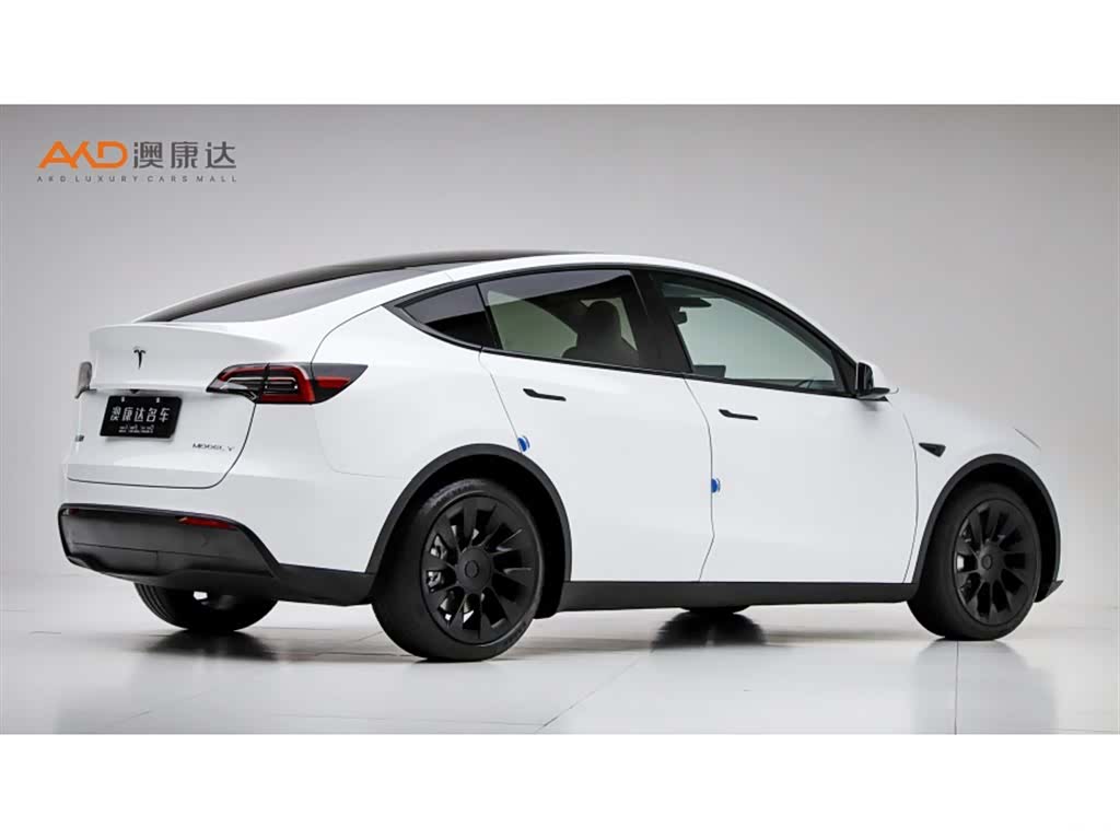 Tesla Model Y, 2024 3