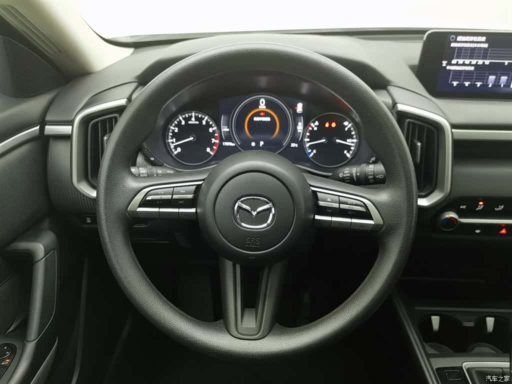 Mazda CX-50, 2023 11