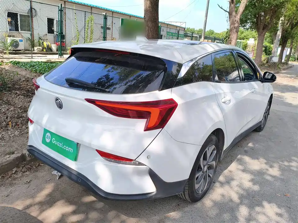 Buick Slightly blue 6