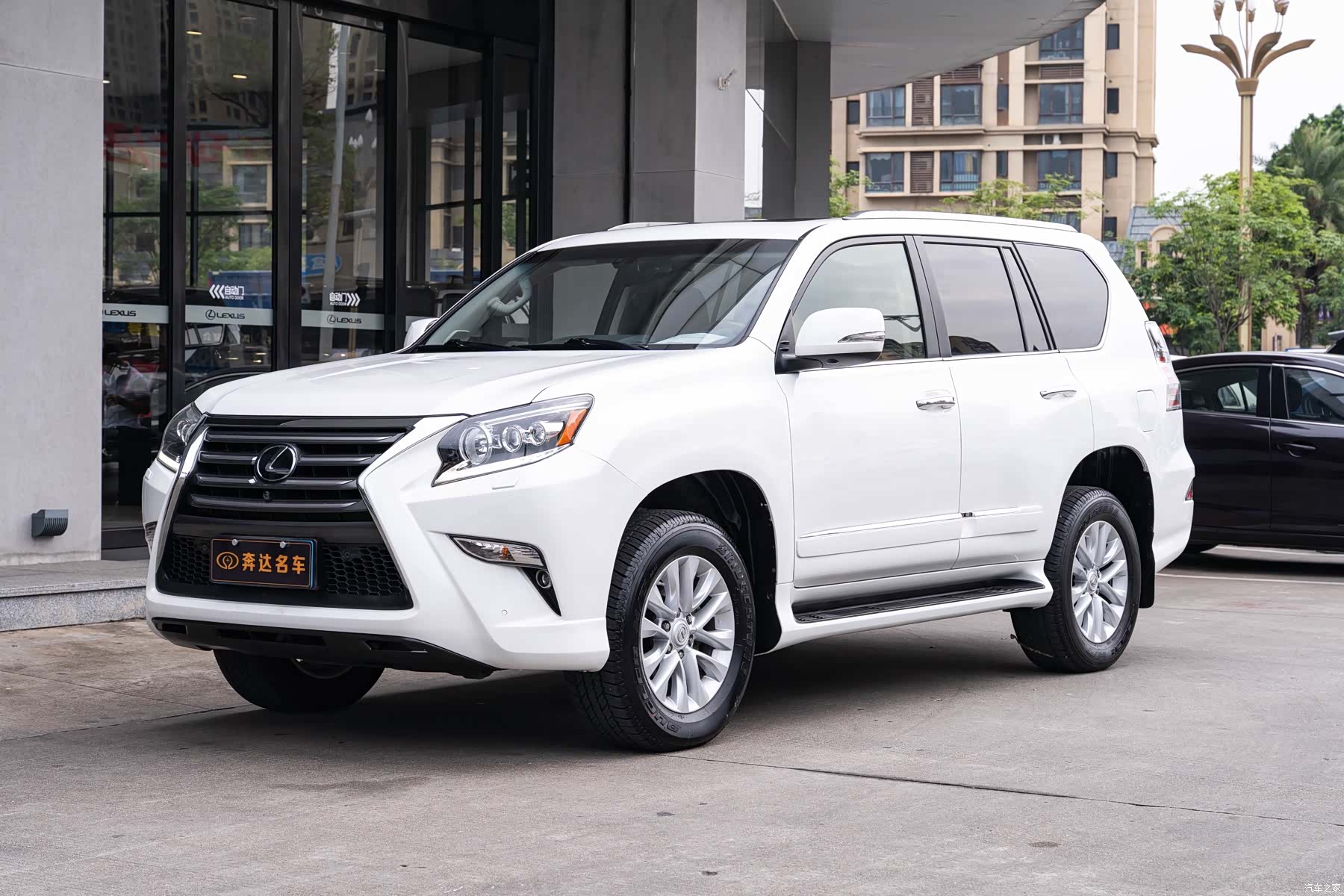 Lexus GX, 2017 1