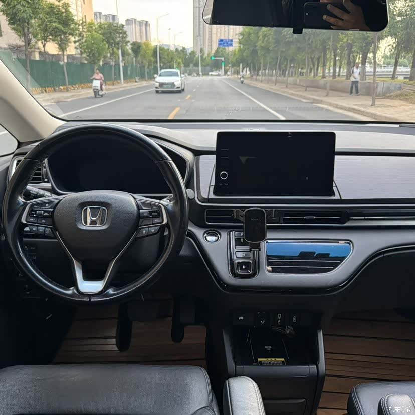 Honda Elysion, 2023 6