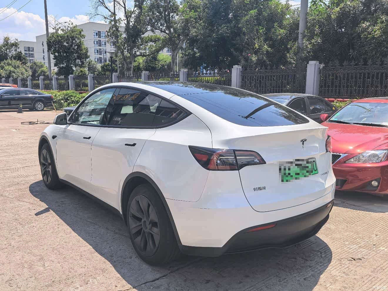 Tesla Model Y, 2024 4