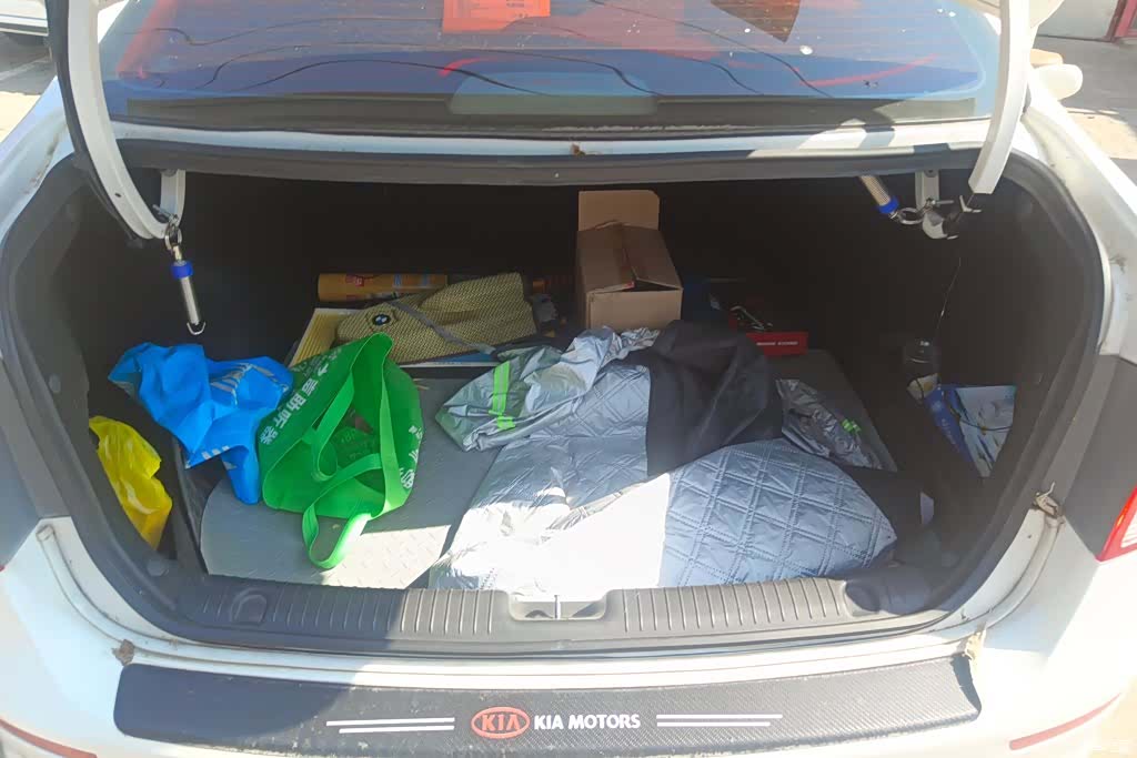 Kia K2, 2015 4