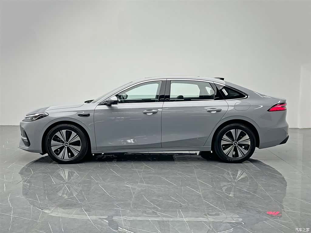 Geely A7, 2025 3