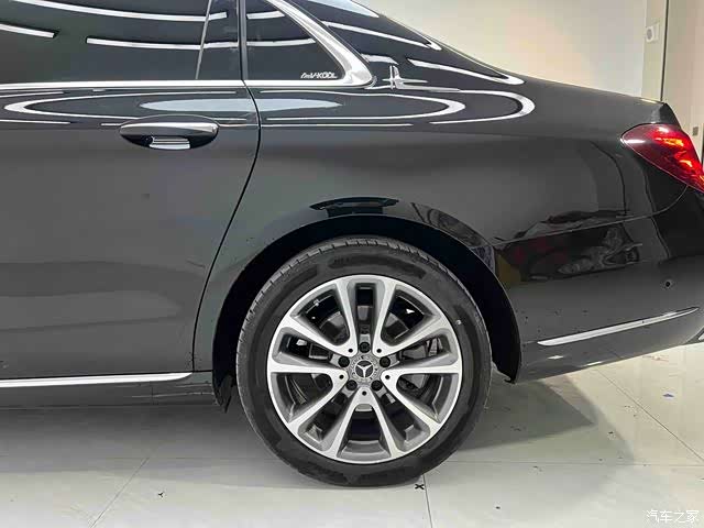 Mercedes-Benz E-Class, 2020 18