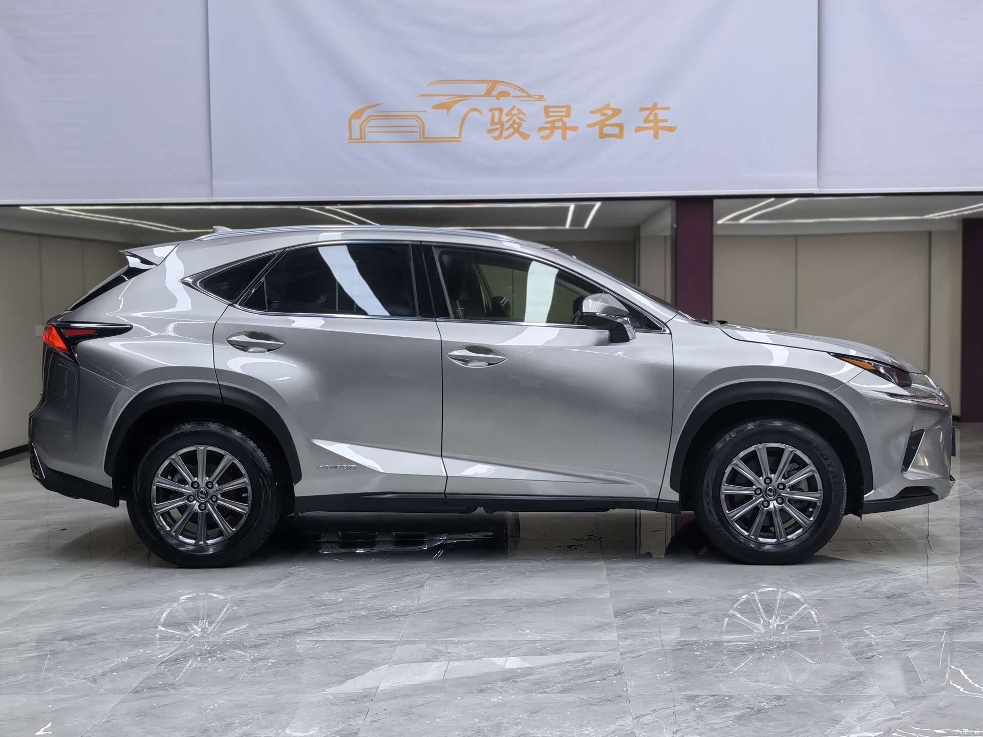 Lexus NX, 2018 8