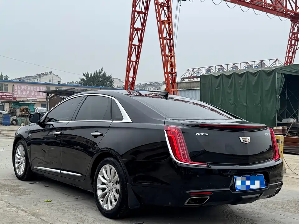 Cadillac XTS