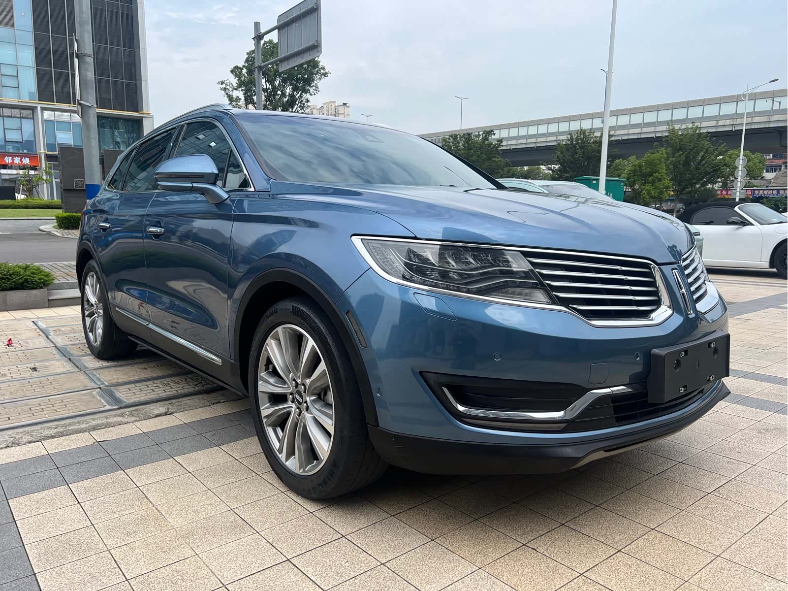 Lincoln MKX, 2019 3
