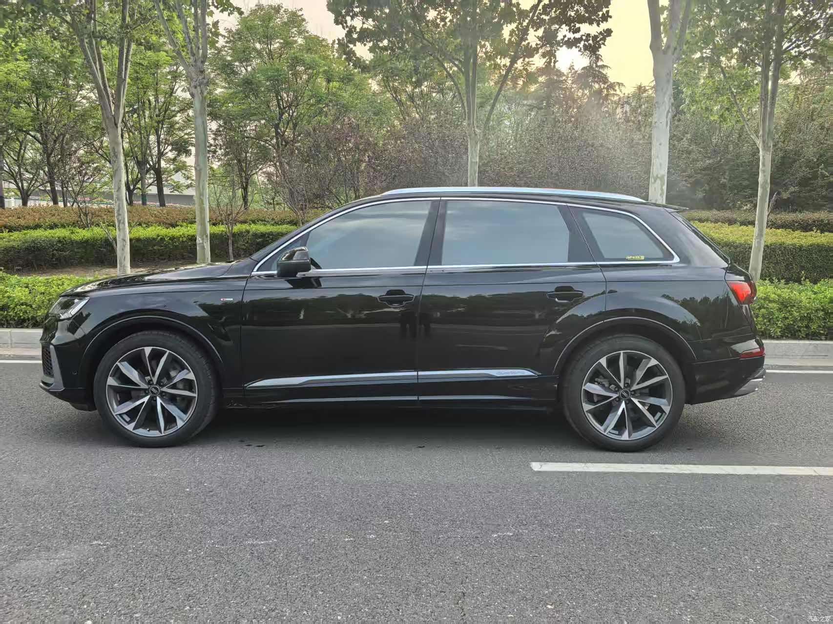 Audi Q7, 2022 7