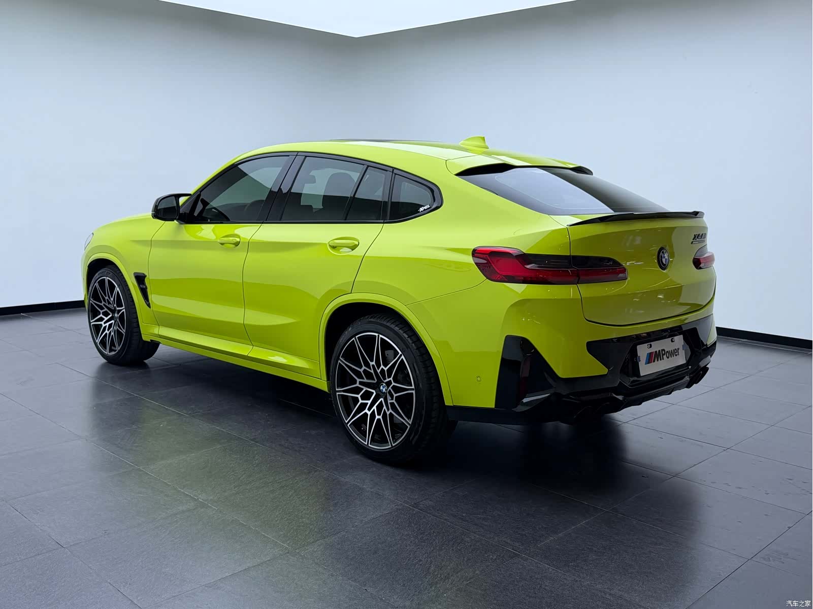 BMW X4, 2022 все фото